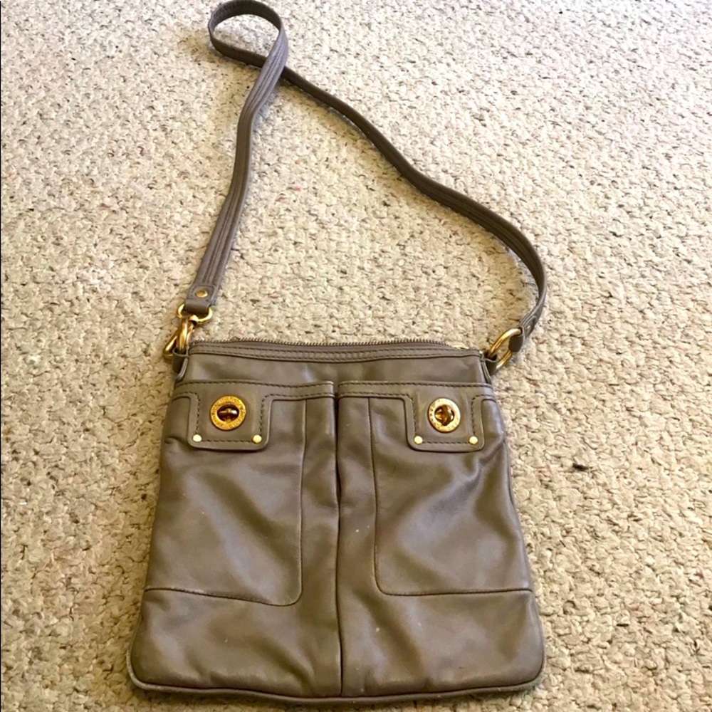 Marc by Marc Jacobs Totally Turnlock Bag Taupe Gray.